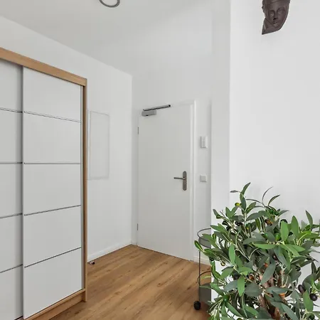 Cozy Apartment In Naumburg With Wifi