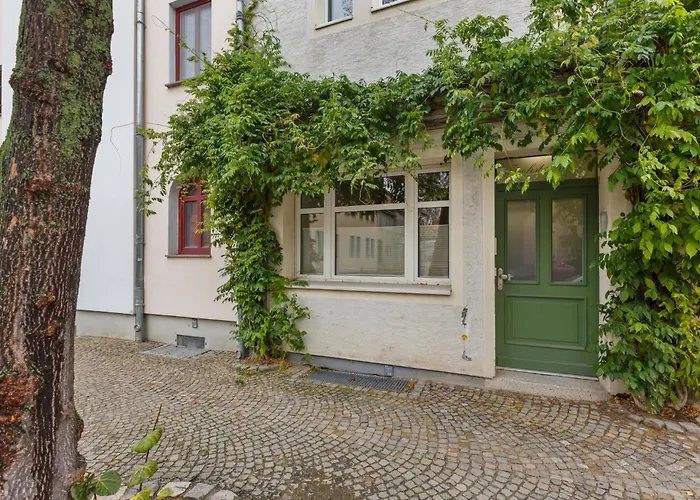 Pet Friendly In * ナウムブルク